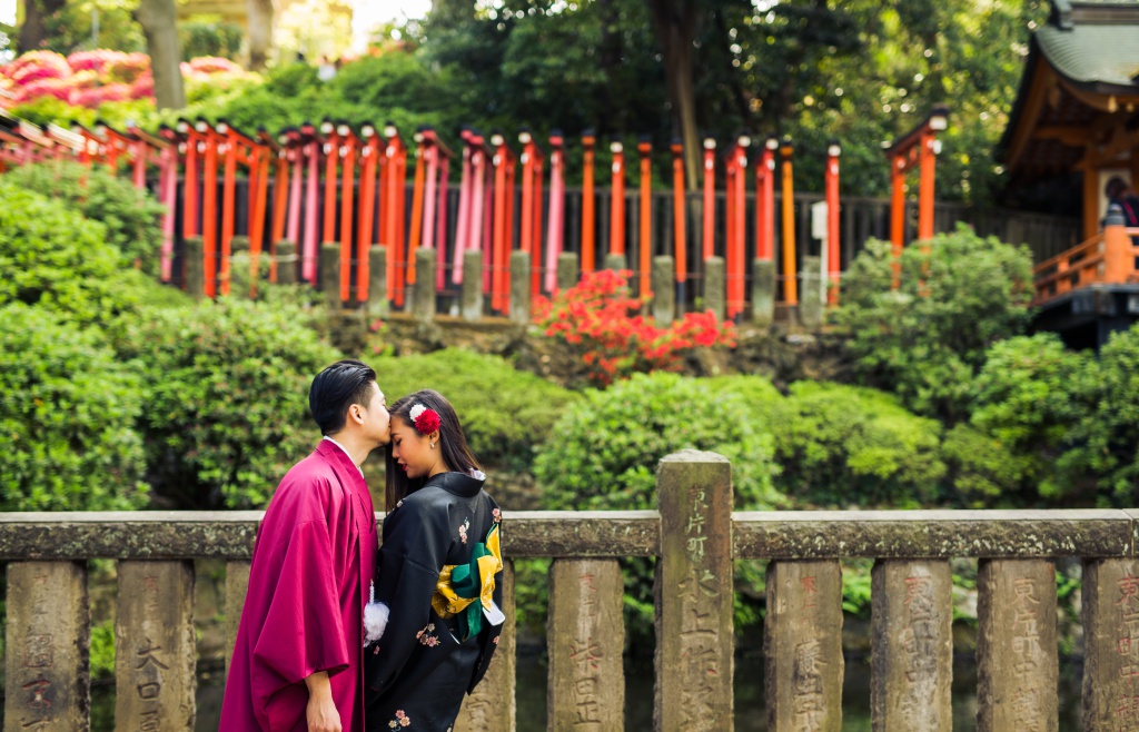 Japan Tokyo Kimono Photoshoot And Surprise Proposal  by Koki  on OneThreeOneFour 13
