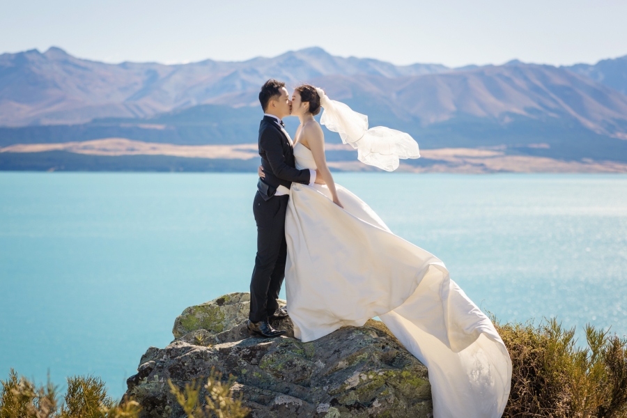 秋日冒險：紐西蘭獨特的婚前拍攝 搭乘黃色雙翼機 by Fei on OneThreeOneFour 23