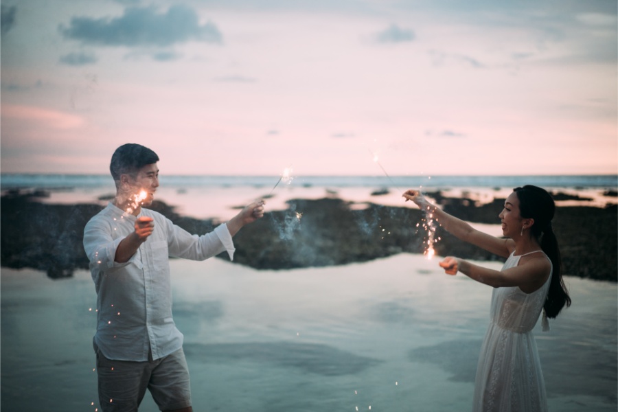 J&M: Bali Sunset Beach Pre-wedding Photoshoot by Hery on OneThreeOneFour 30
