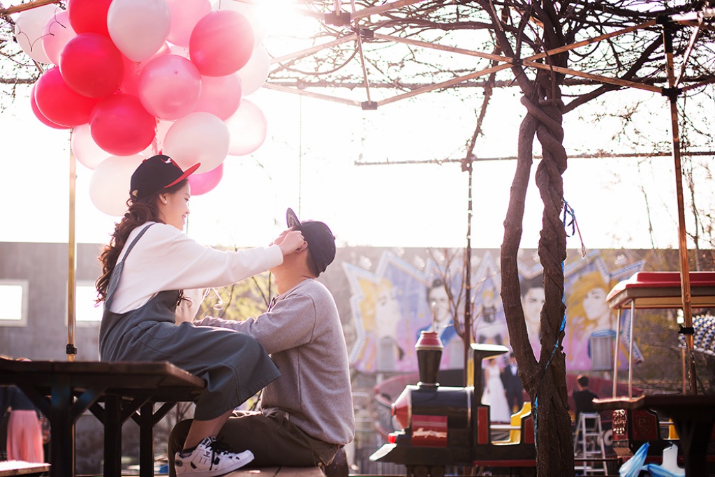 Korea Pre-Wedding Photoshoot At Yong Ma Land  by Junghoon on OneThreeOneFour 13