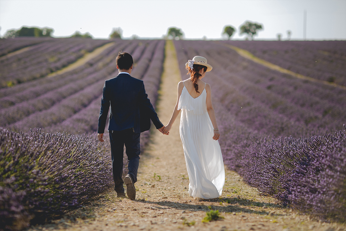 Provence Southern France Pre-Wedding Photoshoot at Lavender Fields & Sunflower Farm by Vin on OneThreeOneFour 14