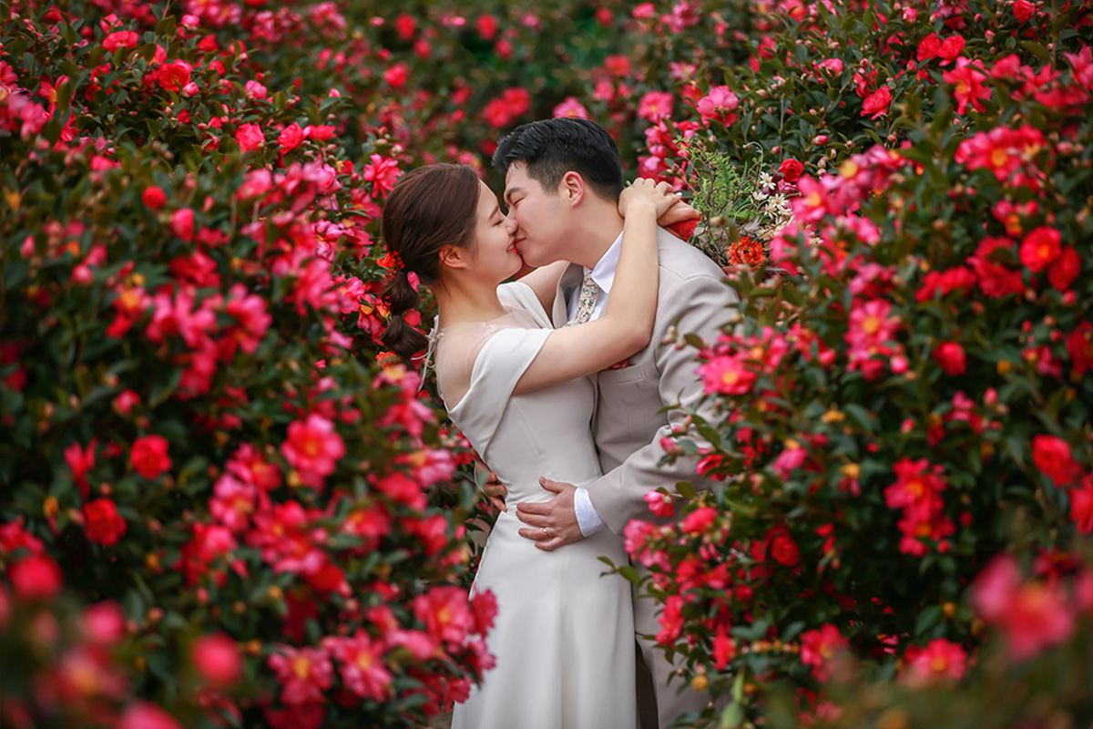 Capturing Love in All Four Seasons: Jeju Pre-Wedding Photoshoot in a Day by Byunghyun on OneThreeOneFour 2