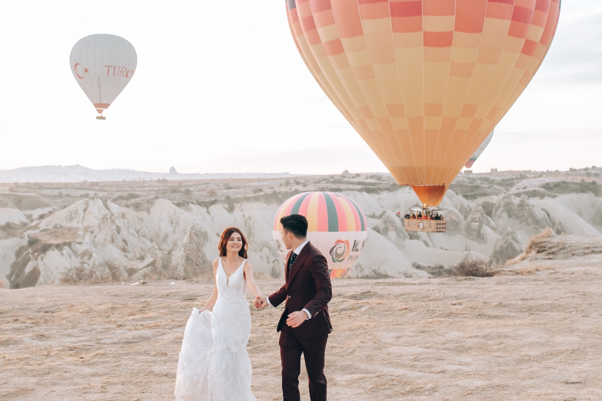 Cappadocia Pre-Wedding Photoshoot Hot Air Balloons Vintage Car Carpet Shop Mountains by Aric on OneThreeOneFour 5