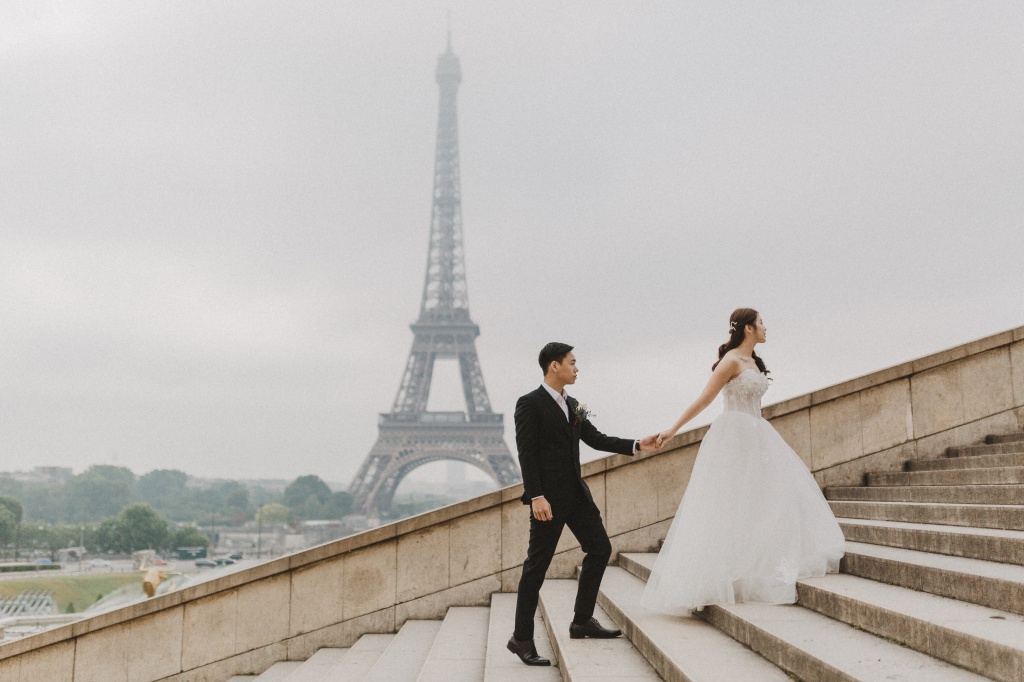 Pre-Wedding Photoshoot In Paris At Eiffel Tower And Palace Of Versailles  by LT on OneThreeOneFour 4