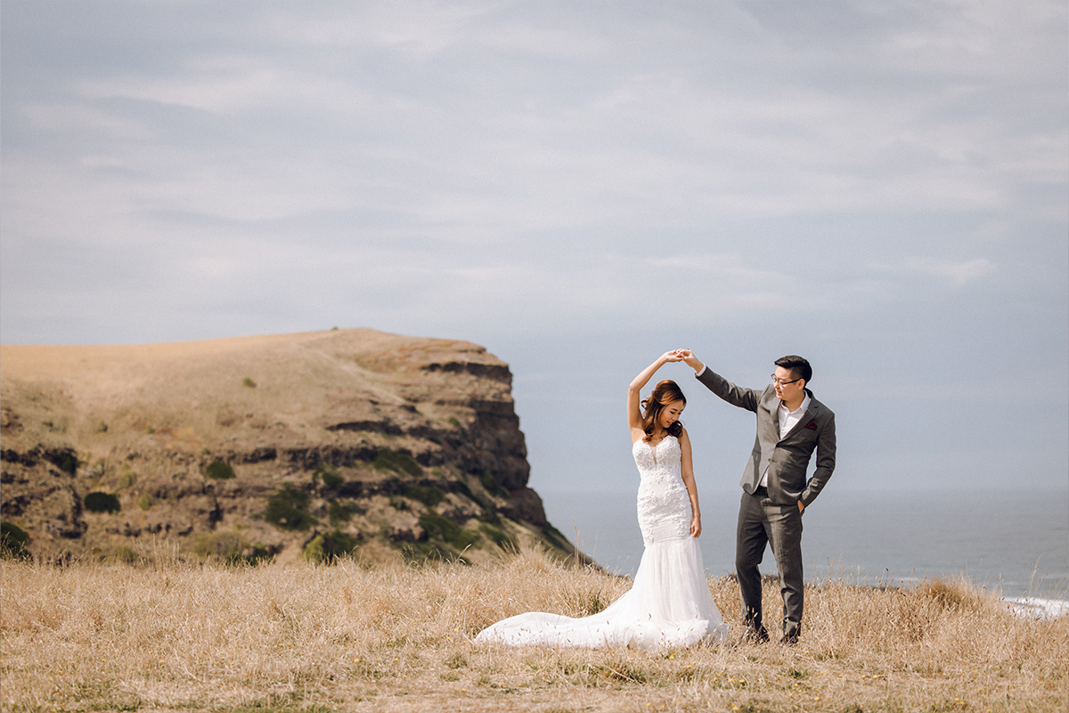 Melbourne Pre-wedding Photoshoot at Mornington Peninsula  by Freddie on OneThreeOneFour 10