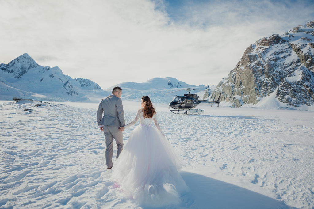 New Zealand Pre-Wedding Photoshoot At Lake Hayes, Arrowtown, Lake Wanaka And Mount Cook National Park  by Fei on OneThreeOneFour 36