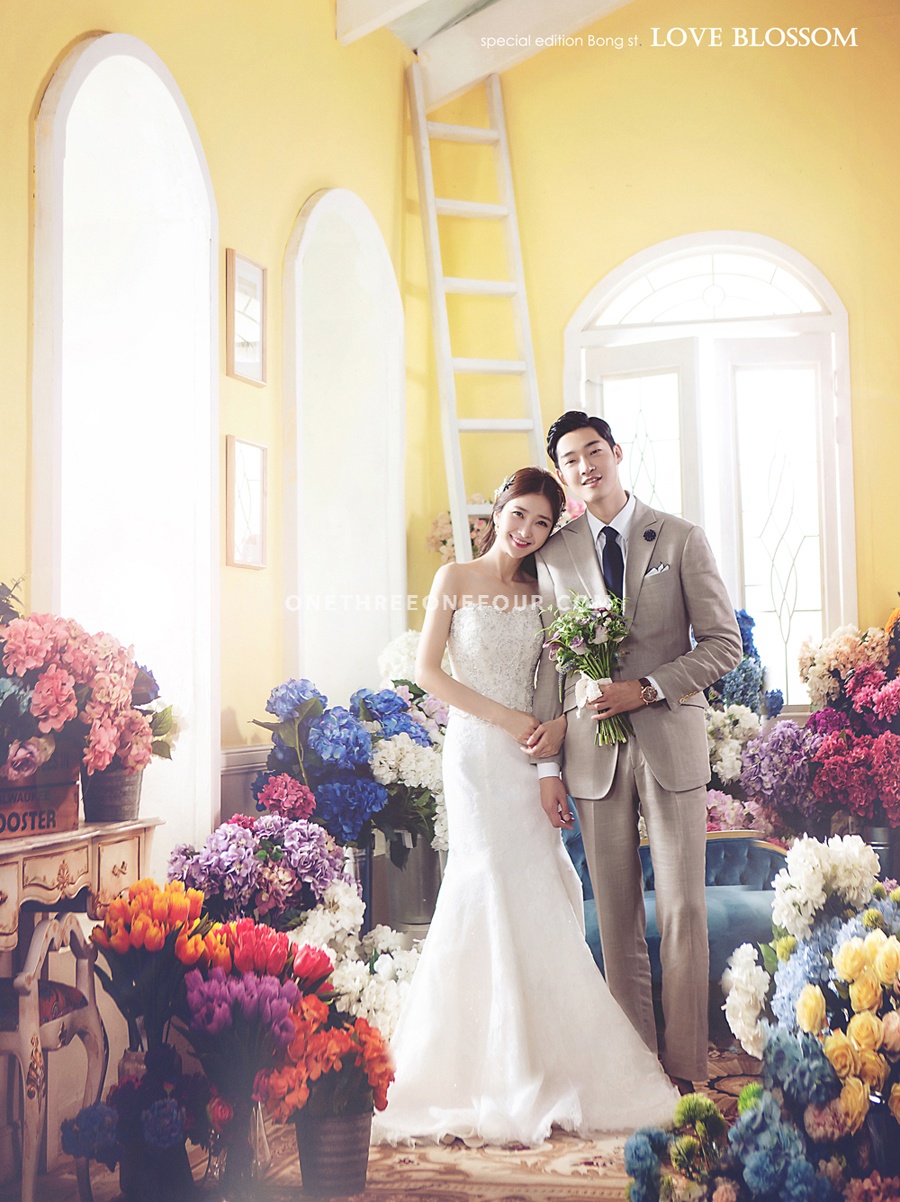 2016 Studio Bong Korea Pre-Wedding Photography - Love Blossom  by Bong Studio on OneThreeOneFour 23