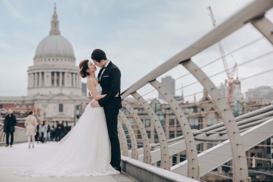 London Pre-Wedding Photoshoot At Westminster Abbey, Millennium Bridge And Church Ruins by Dom  on OneThreeOneFour 2