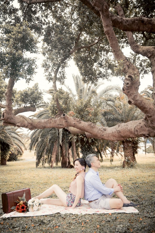 Taiwan Studio Pre-Wedding And Outdoor Photoshoot At The Park  by Doukou  on OneThreeOneFour 10