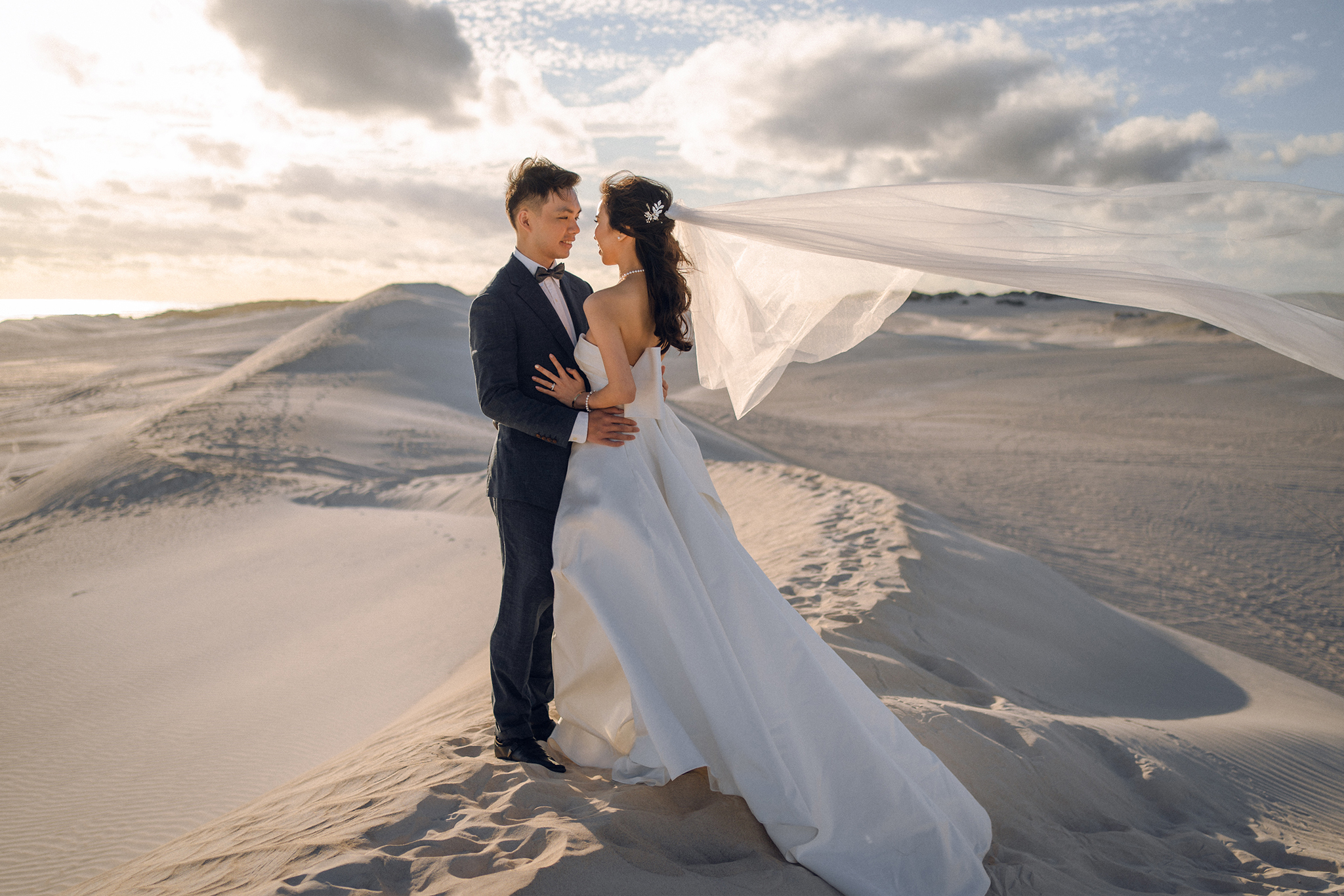 Perth Pre-Wedding Photoshoot at Lancelin Desert & Bells Lookout by Jimmy on OneThreeOneFour 24