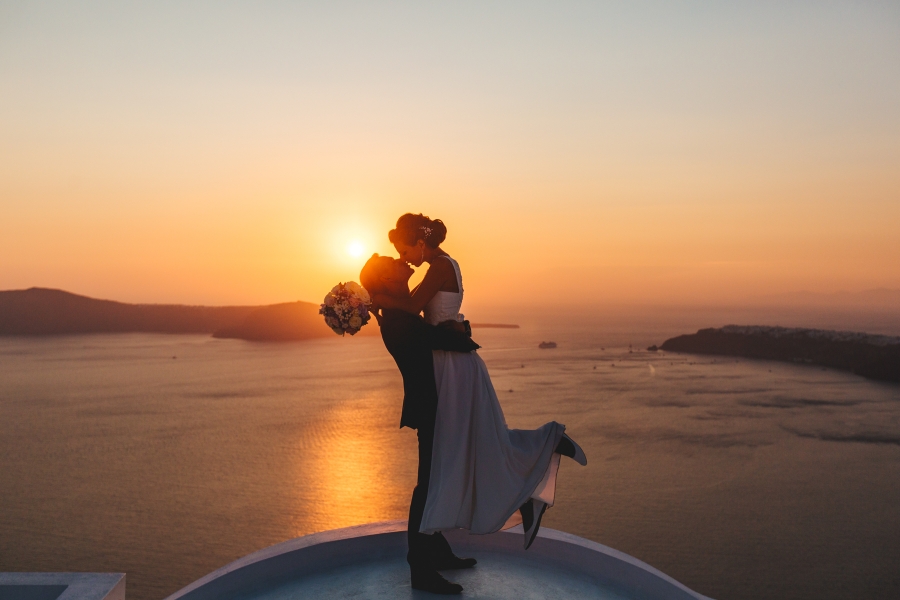 Santorini Pre-Wedding Photoshoot At Oia Blue Dome Church by Nabi on OneThreeOneFour 26
