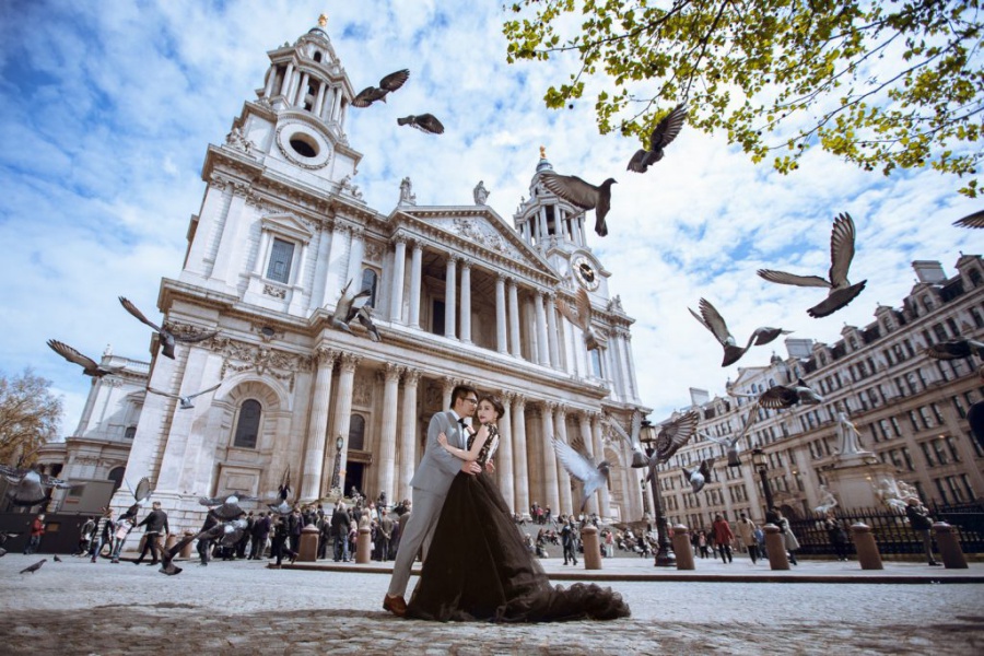 London Pre-Wedding Photoshoot At Big Ben And Westminster Abbey  by Dom on OneThreeOneFour 22