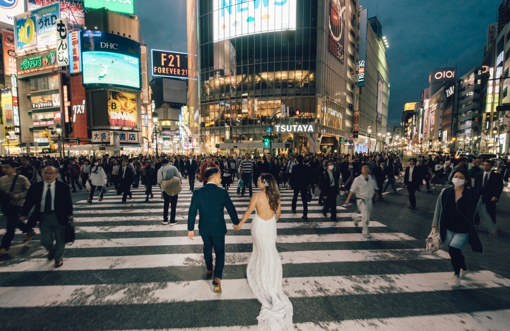 日本東京婚紗拍攝地點 - 涩谷站前十字路口 by Lenham  on OneThreeOneFour 11
