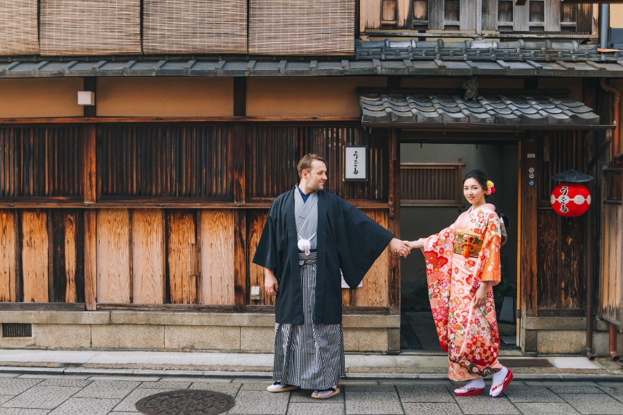 Kyoto Kimono Prewedding Photoshoot Higashiyama District Japan by Shu Hao on OneThreeOneFour 69