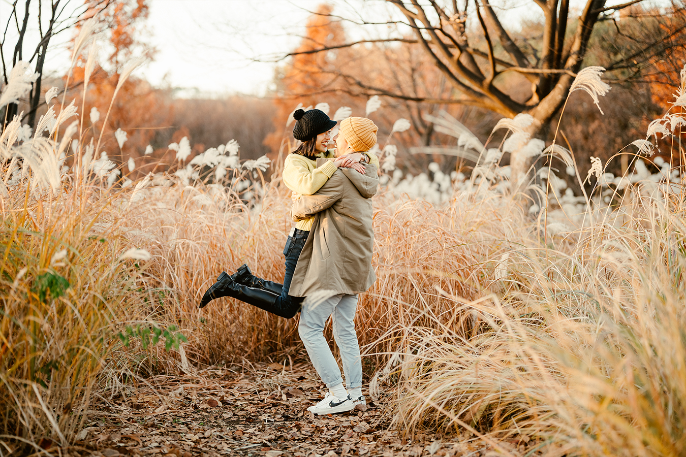 Korea Autumn Casual Couple Photoshoot At Seoul Forest by Jungyeol on OneThreeOneFour 18