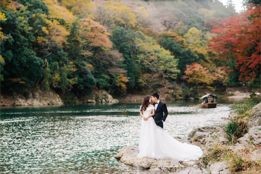 A&L: Kyoto Autumn Pre-wedding Photoshoot at Kimono Forest by Kinosaki on OneThreeOneFour 18