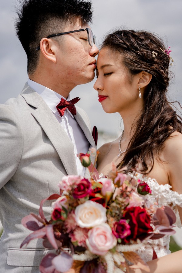C&NJ: Whimsical pre-wedding at Coney Island, Marina Barrage & Floral Fantasy in Singapore by Samantha on OneThreeOneFour 19