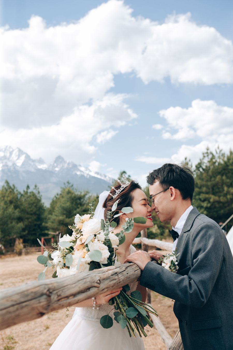 Yunnan Outdoor Pre-Wedding Photoshoot At Lijiang by Cao on OneThreeOneFour 10
