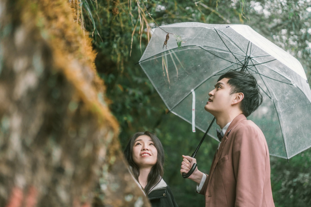 Taiwan Pre-Wedding Photoshoot Countryside Forest Misty Bridges by  on OneThreeOneFour 27