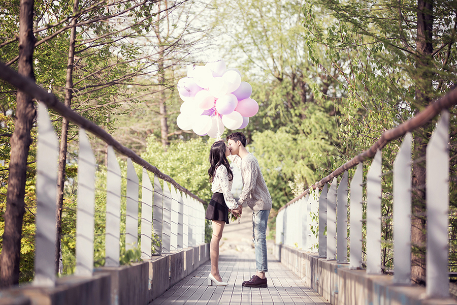 Korea Casual Couple Photoshoot At Seonyudo Park In Spring by Junghoon on OneThreeOneFour 16