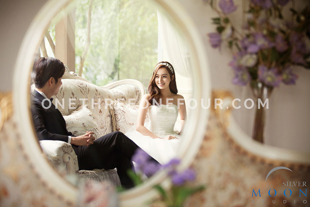 Korean Studio Pre-Wedding Photography: Dream by Silver Moon Studio on OneThreeOneFour 2
