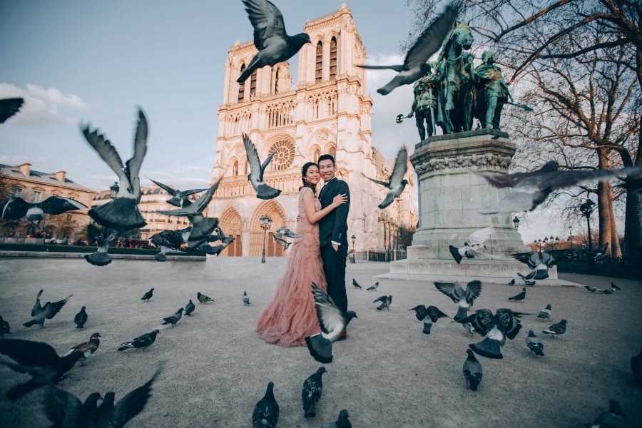 J&A: US Couple's Paris Day to Night Pre-wedding Photoshoot by Yao on OneThreeOneFour 15
