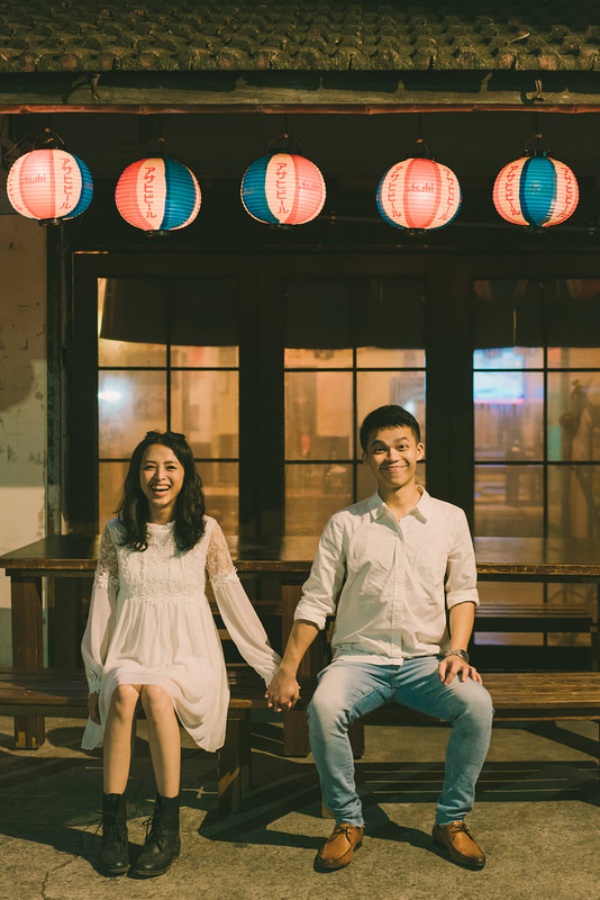 Taiwan Casual Couple Photoshoot At Grassland And Restaurant  by Star  on OneThreeOneFour 14