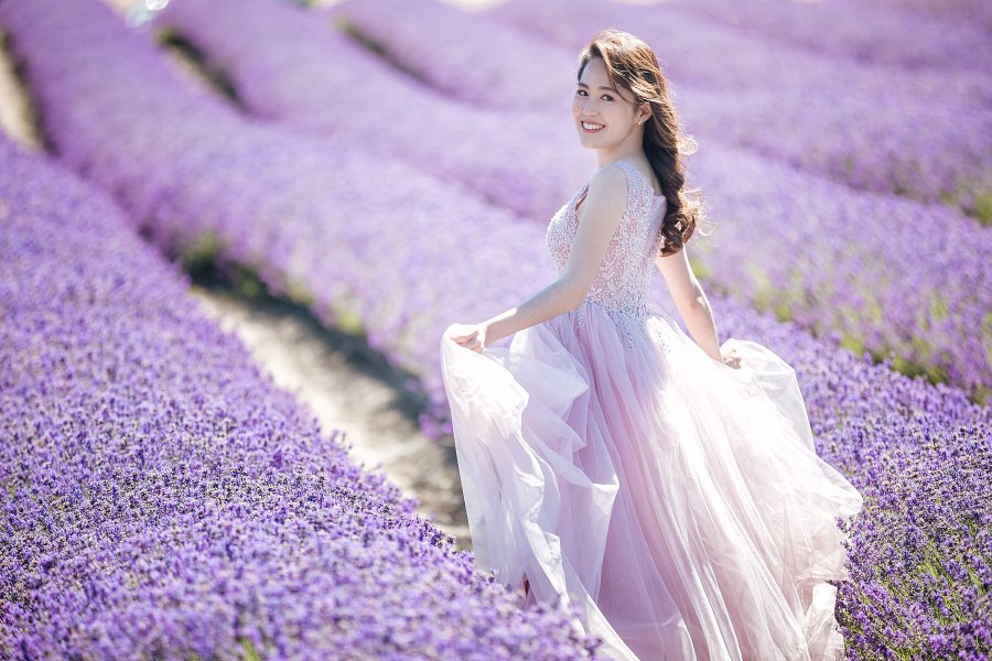 J&T: New Zealand Pre-wedding Photoshoot at Lavender Farm by Fei on OneThreeOneFour 14