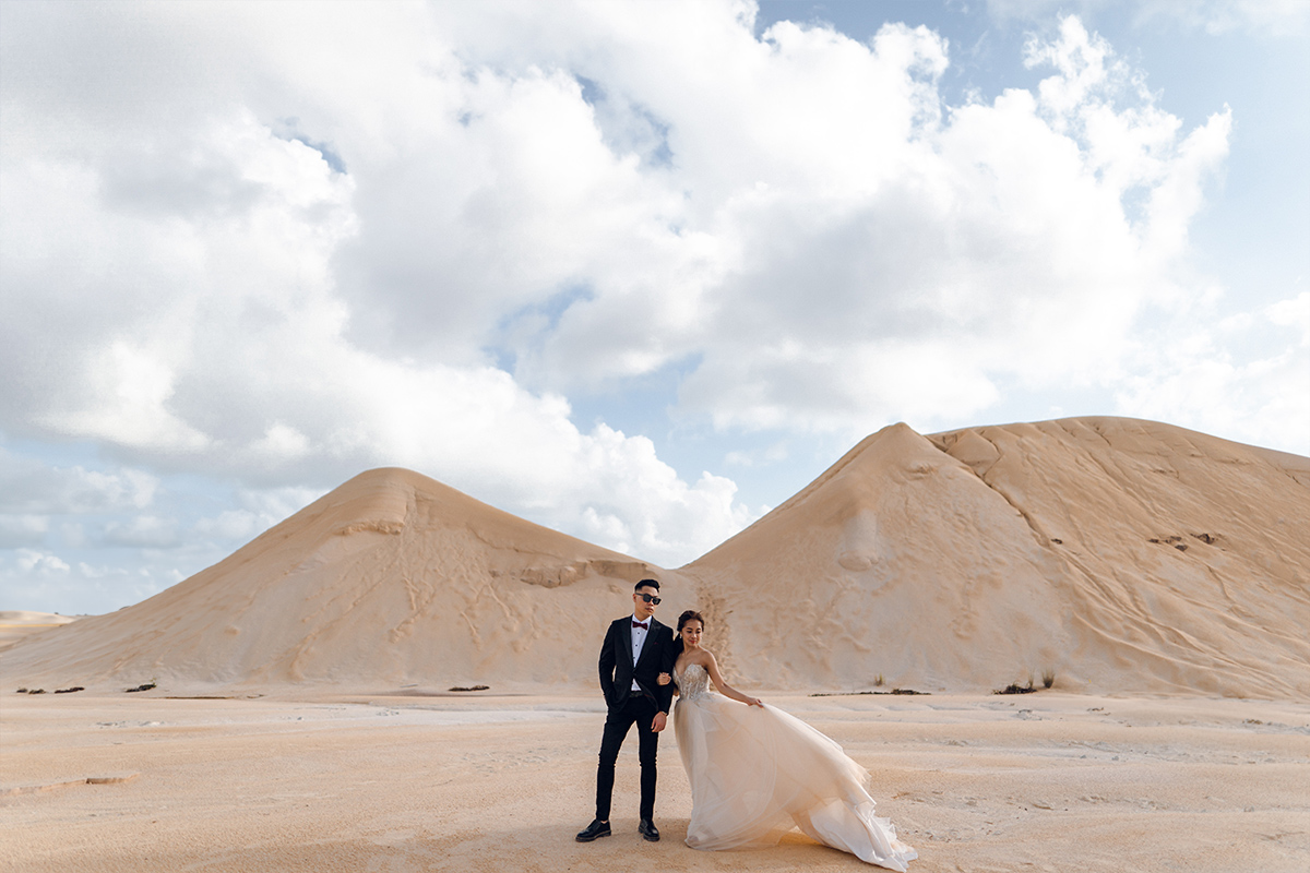 Bintan Pre-Wedding Photoshoot: Kellyn & Jiabao’s Fun Adventure at Blue Lake, Sand Dunes & ANMON Resort by HS on OneThreeOneFour 1