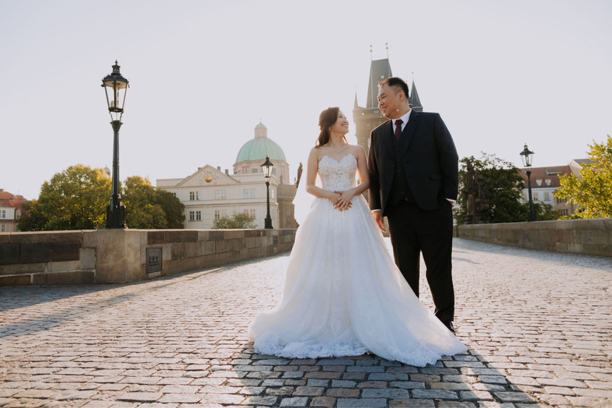 Prague prewedding photoshoot at St Vitus Cathedral, Charles Bridge, Vltava Riverside and Old Town Square Astronomical Clock by Nika on OneThreeOneFour 8