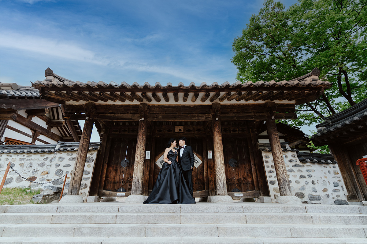 Korea Prewedding in Namsangol Hanok Village & Bukchon Hanok village by Jungyeol on OneThreeOneFour 6