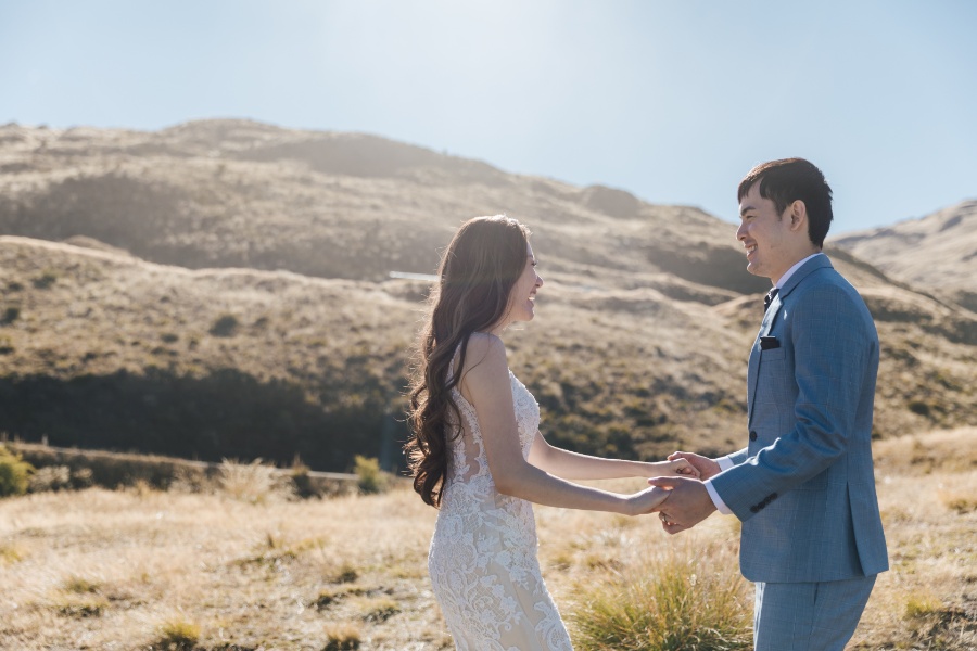 A&D: New Zealand Pre-wedding Photoshoot in Autumn by Felix on OneThreeOneFour 19