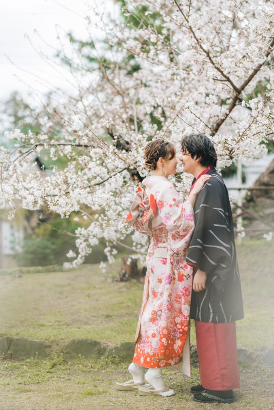 J&SJ: Kimono pre-wedding in Kyoto during popular cherry blossom season by Shu Hao on OneThreeOneFour 7