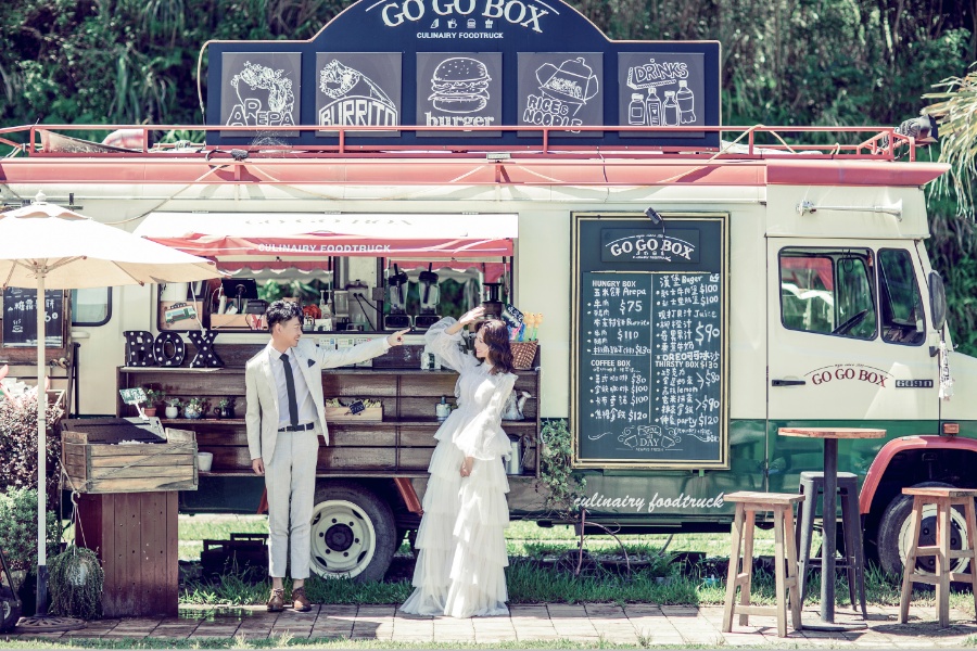 Taiwan Casual Unorthodox Modern Prewedding Photoshoot near Food Truck and Fields by Doukou on OneThreeOneFour 0