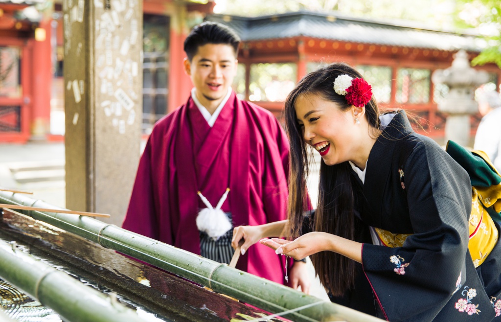 Japan Tokyo Kimono Photoshoot And Surprise Proposal  by Koki  on OneThreeOneFour 9