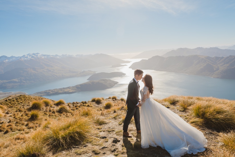 New Zealand Pre-Wedding Photoshoot At Coromandel Peak, Arrowtown And Alpaca Farm by Fei on OneThreeOneFour 4