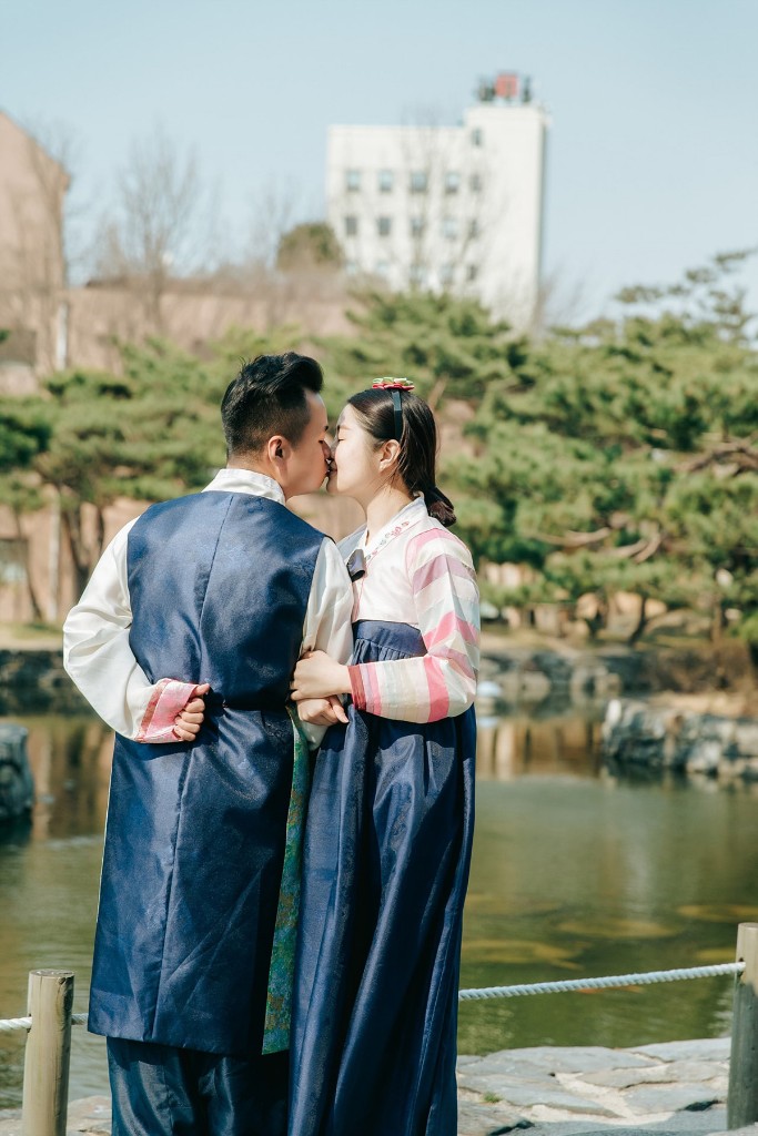 Korea Hanbok Pre-Wedding Photoshoot At Namsangol Hanok Village  by Jungyeol  on OneThreeOneFour 10