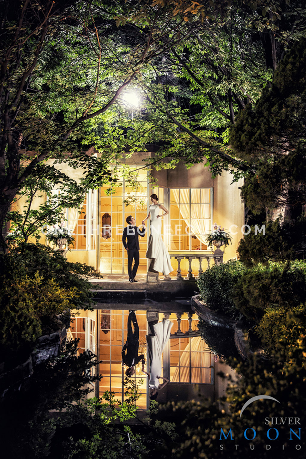 Korean Studio Pre-Wedding Photography: The Mansion by Silver Moon Studio on OneThreeOneFour 2