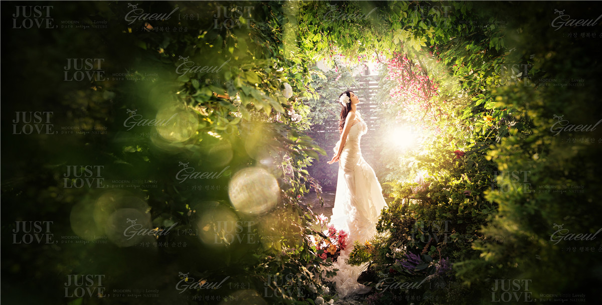 Korean Studio Pre-Wedding Photography: Floral by Gaeul Studio on OneThreeOneFour 6