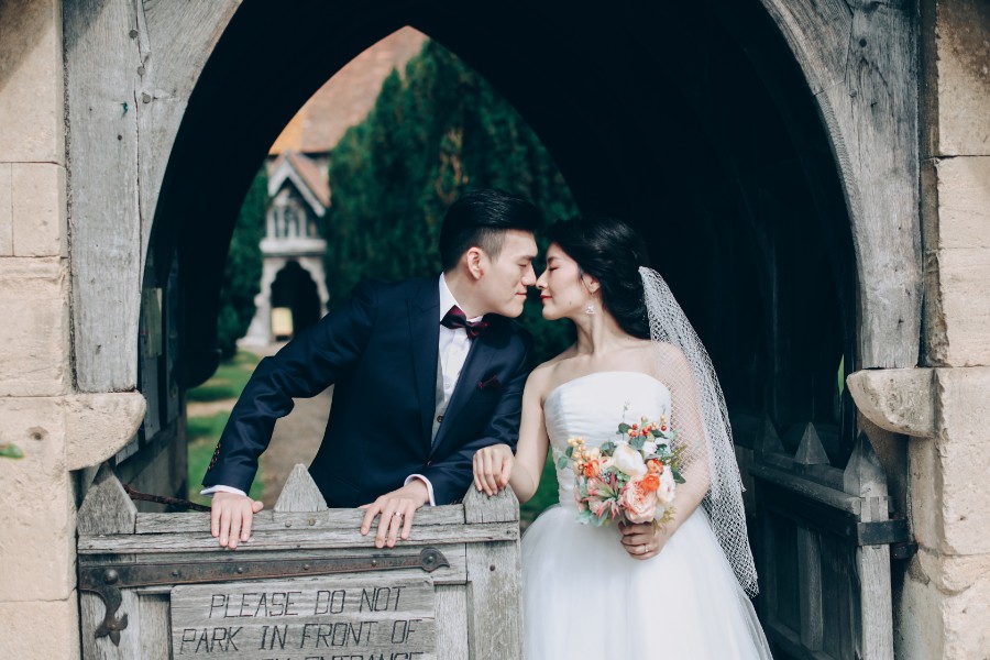 CH&ZW: Nature pre-wedding in London by Dom on OneThreeOneFour 16