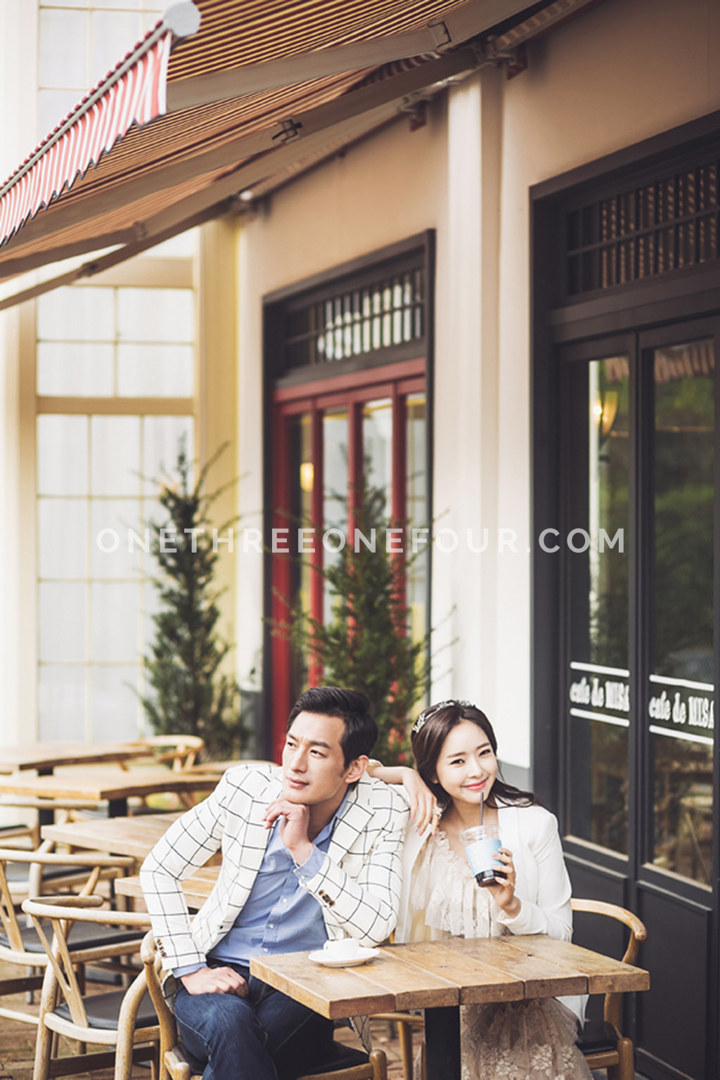 Korean Wedding Photos: Garden & Cafe by SUM Studio on OneThreeOneFour 3