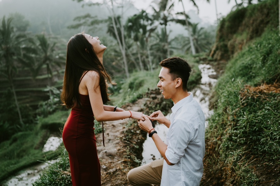 Bali Proposal At Tegallalang Rice Terrace and Tegenungan Waterfall by Cahya on OneThreeOneFour 4