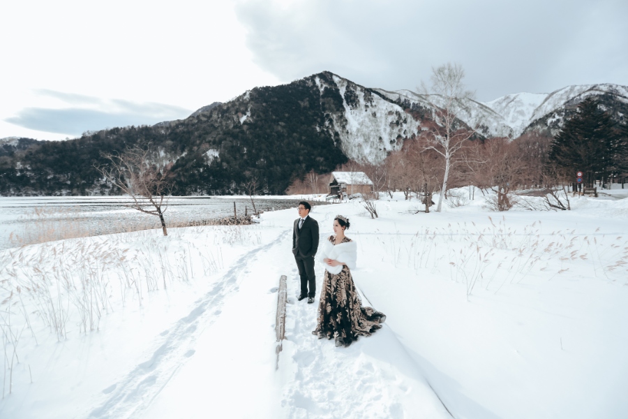 R&B: Tokyo Winter Pre-wedding Photoshoot at Snow-covered Nikko by Ghita on OneThreeOneFour 13