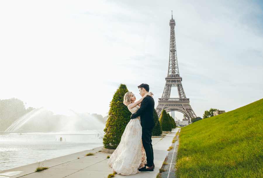 Naomi & Hann's Wedding Photoshoot in Paris by Arnel on OneThreeOneFour 9