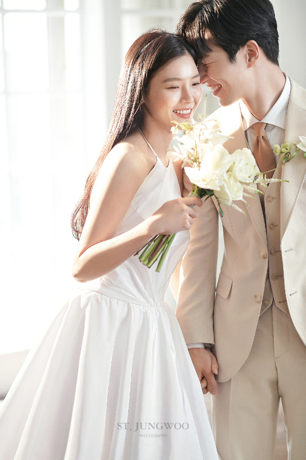 ST Jungwoo - Seoul Wedding Photographer | OneThreeOneFour