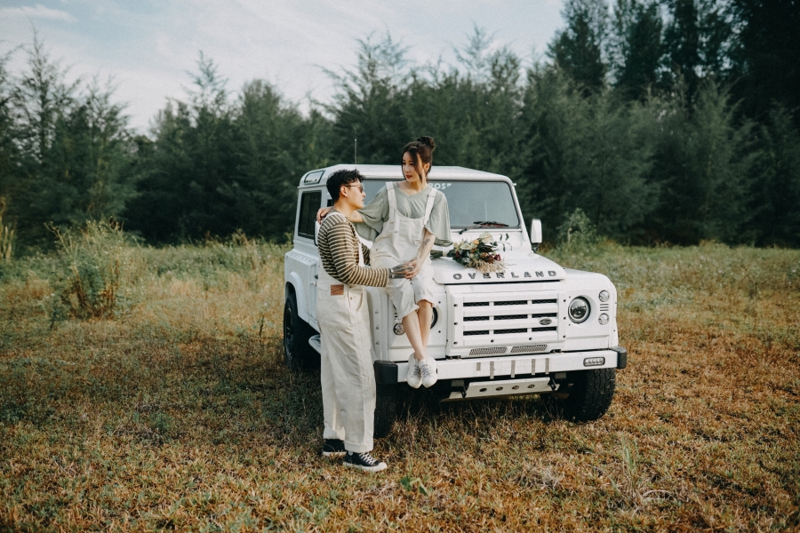 Singapore Pre-Wedding Photoshoot At Coney Island  by Charles on OneThreeOneFour 2