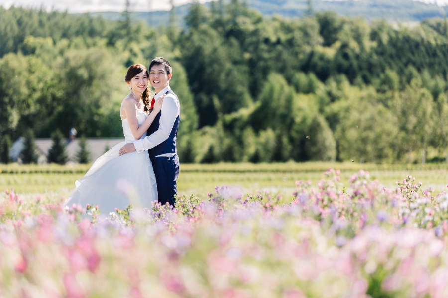 Hokkaido Lavender Pre-Wedding Photography at Roller Coaster Road and Lavender Park by Kouta on OneThreeOneFour 9