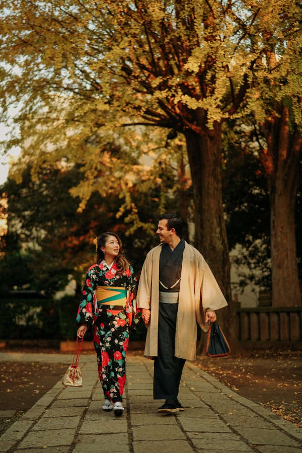 Japan Toyko Kimono Shoot at Nezu Shrine by Ghita  on OneThreeOneFour 13
