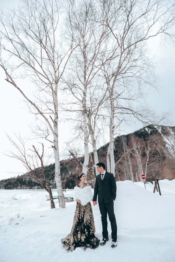 R&B: Tokyo Winter Pre-wedding Photoshoot at Snow-covered Nikko by Ghita on OneThreeOneFour 11
