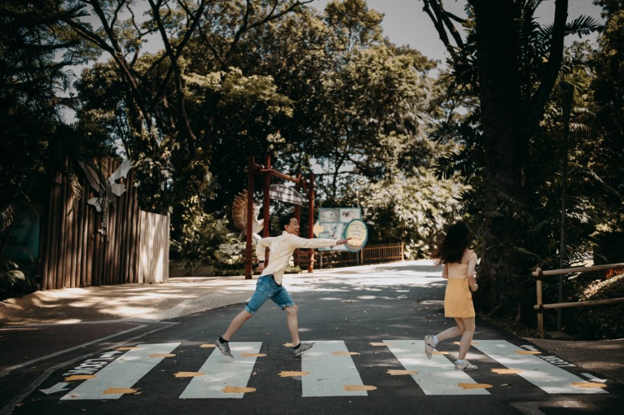 A & L - Singapore Pre-Wedding at Jurong Bird Park & Colonial Houses at Wessex Estate by Chan on OneThreeOneFour 15